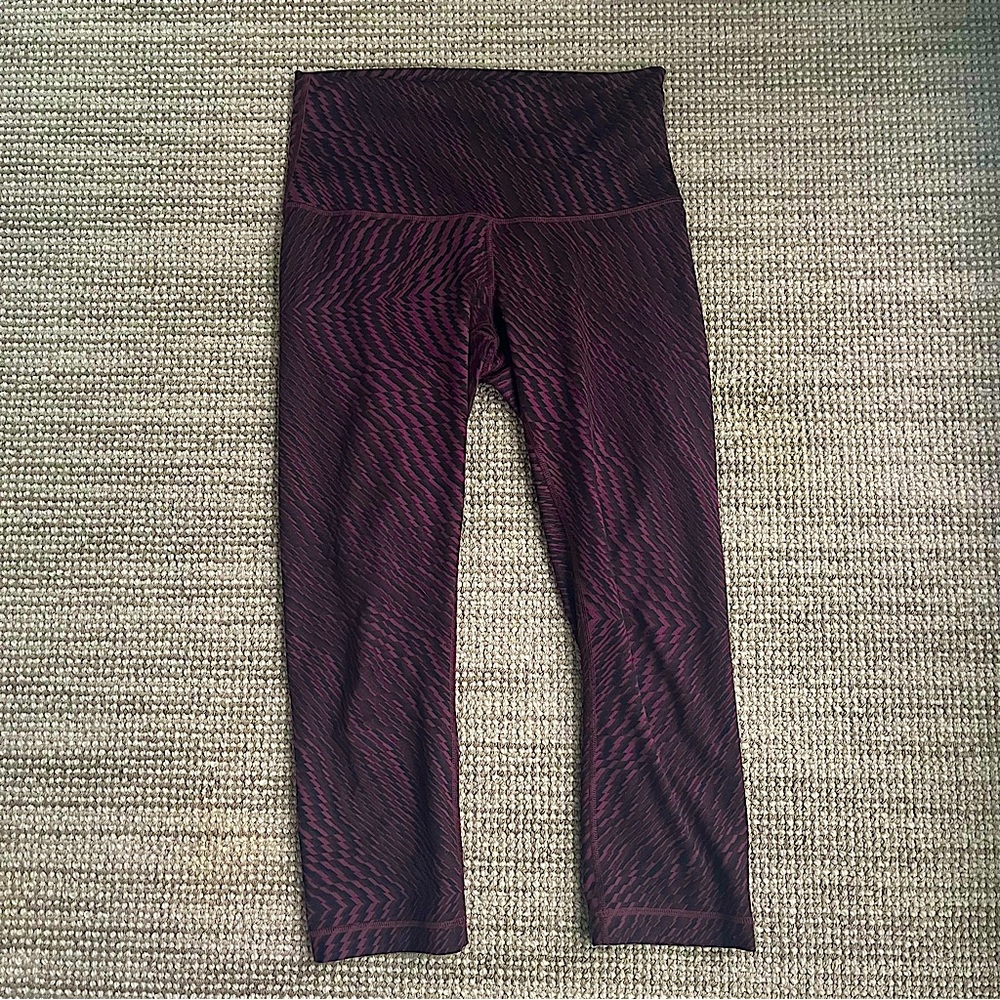 Lululemon Cropped Patterned Leggings